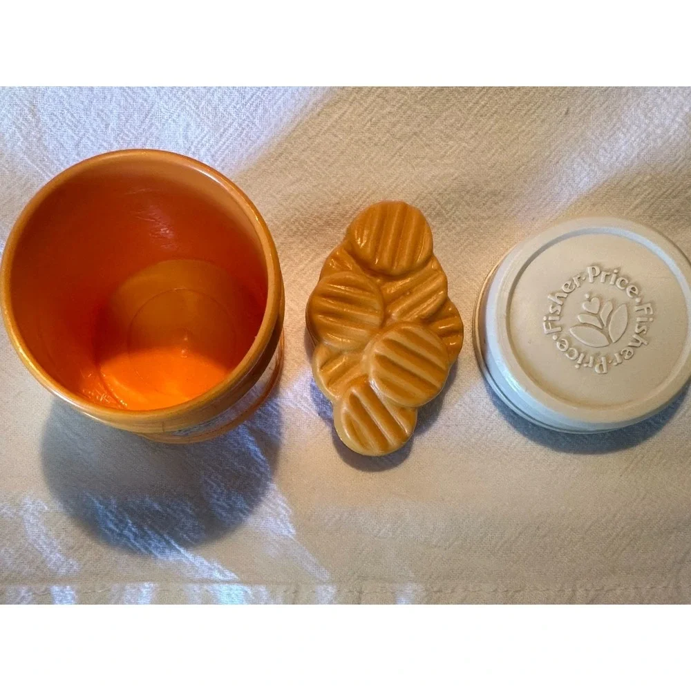 Vintage Fisher Price Baby Mealtime 3 piece Set‎ Replacement Jar, Lid & Carrots